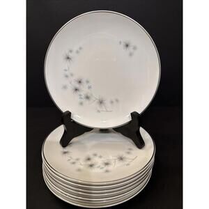 Set Of 8 Royal Doulton Thistledown Bread & Butter / Salad Plate - 6 1/4"